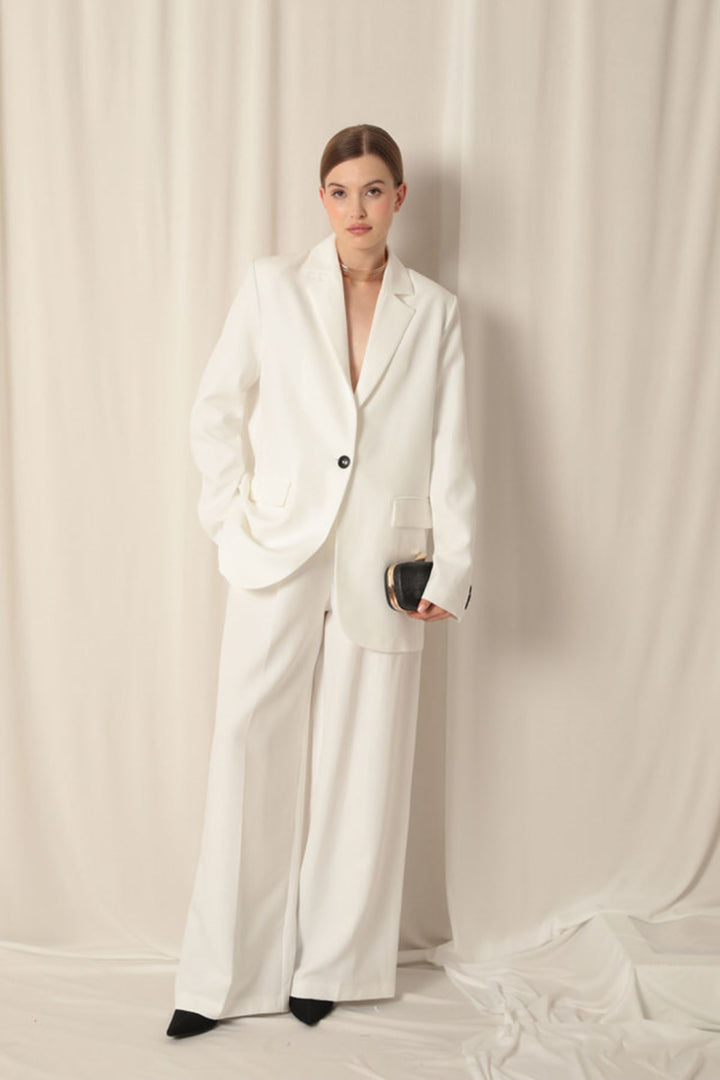 KKT Atlas Fabric Oversize Women's White Jacket - Dessau-Rosslau