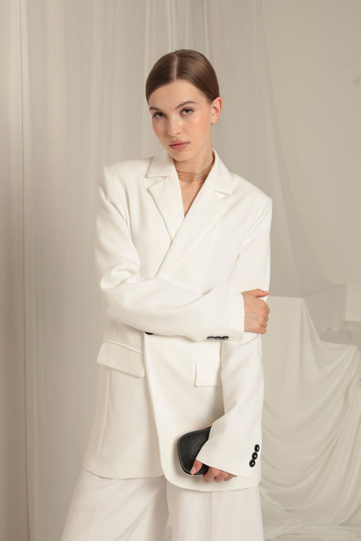 KKT Atlas Fabric Oversize Women's White Jacket - Dessau-Rosslau