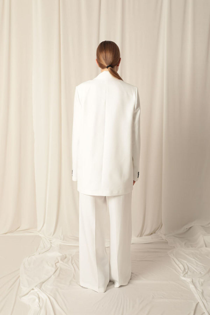 KKT Atlas Fabric Oversize Women's White Jacket - Dessau-Rosslau