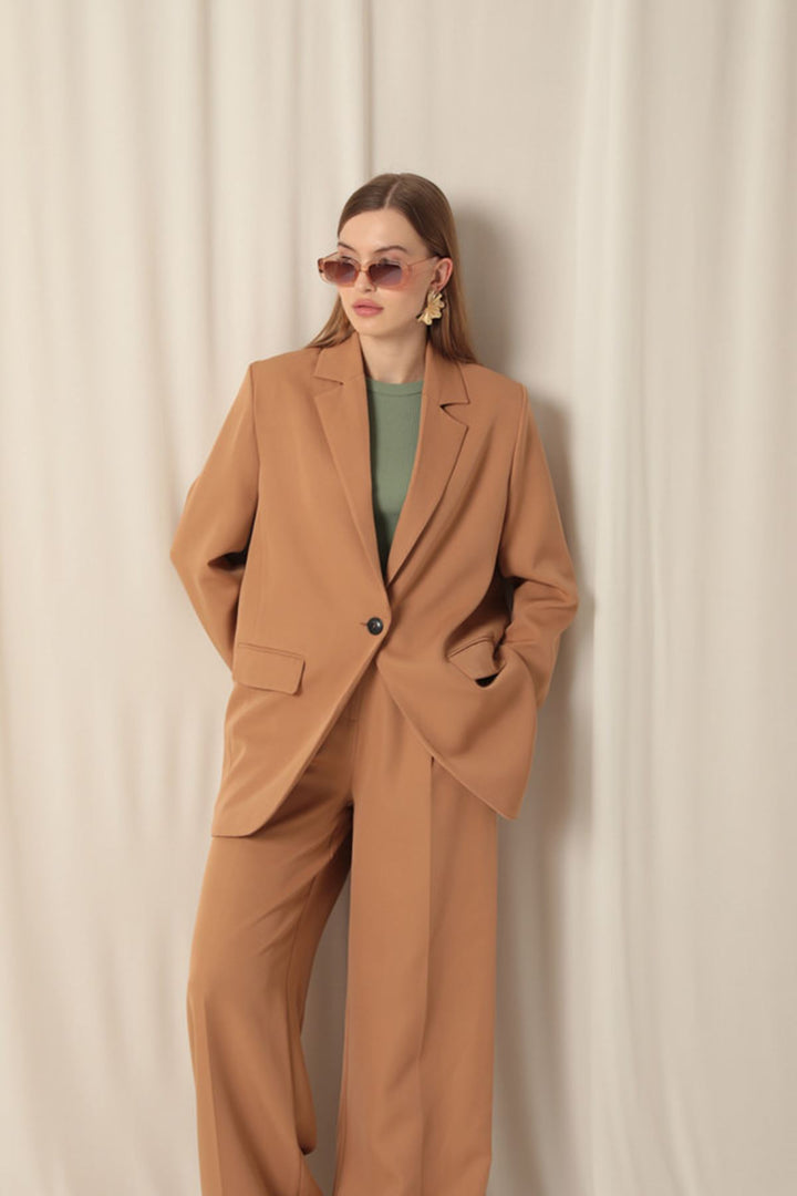 KKT Atlas Fabric Oversize Women's Tan Jacket - Longview