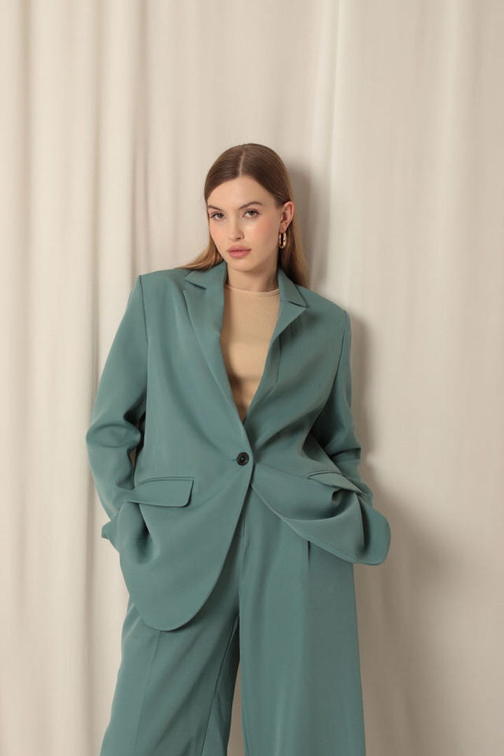 KKT Atlas Fabric Women's Oversize Green Jacket - Zacatelco