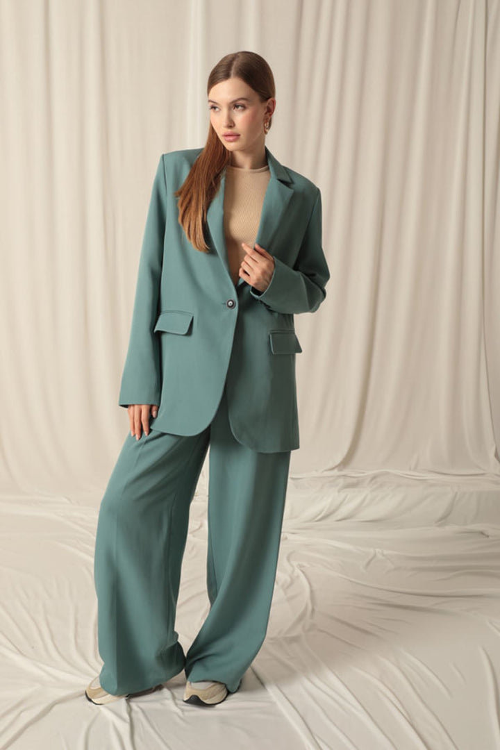 KKT Atlas Fabric Women's Oversize Green Jacket - Zacatelco