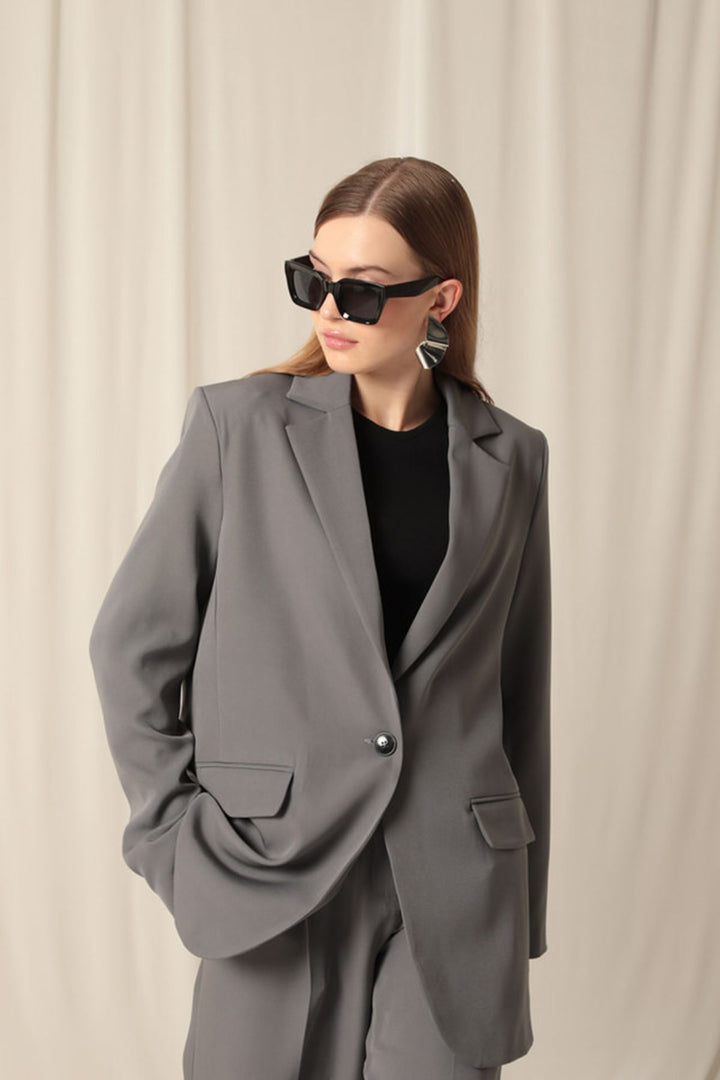 KKT Atlas Fabric Oversize Women's Grey Jacket - Merced