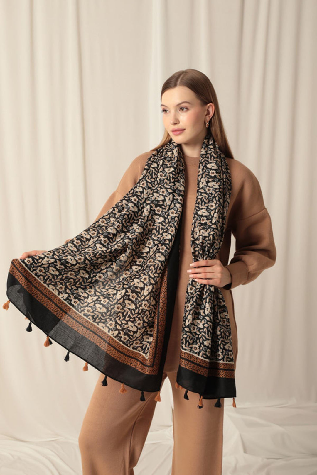 KKT Tasseled Leaf Patterned Women's Black Shawl - Courbevoic