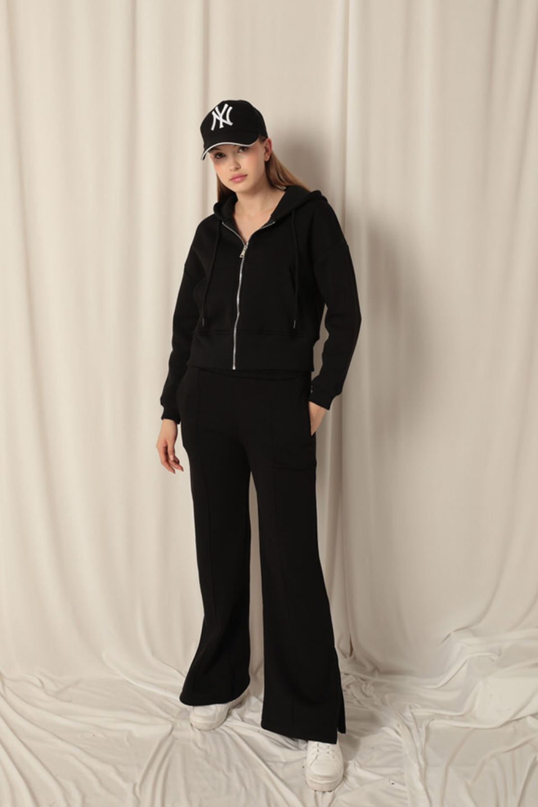 KKT Three Thread Zipper Hooded Short Black Sweat - Beveren