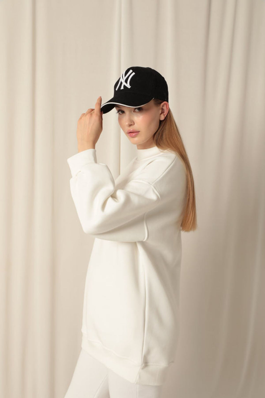 KKT Long Basic Women's Ecru Sweat - Bury Saint Edmunds