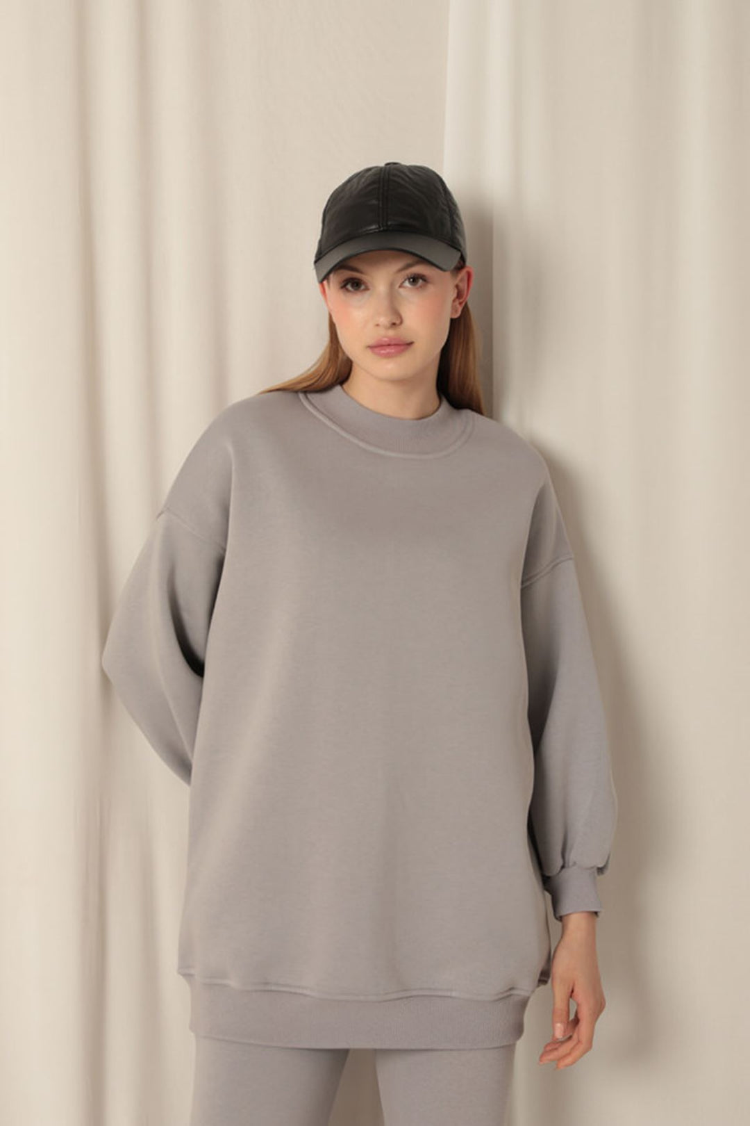 KKT Long Basic Women's Gray Sweater - Passaic