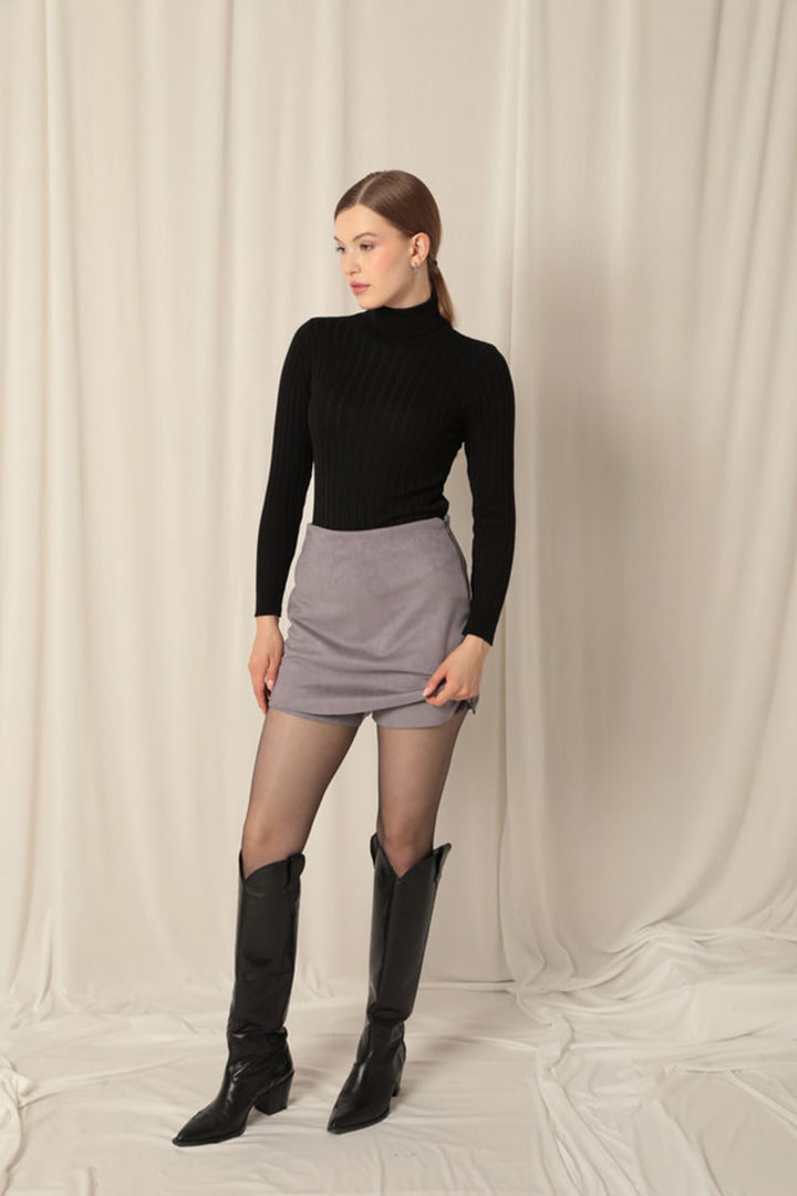 KKT Suede Fabric Shorts Skirt Women's Gray Suit - Santa Rosa Jauregui