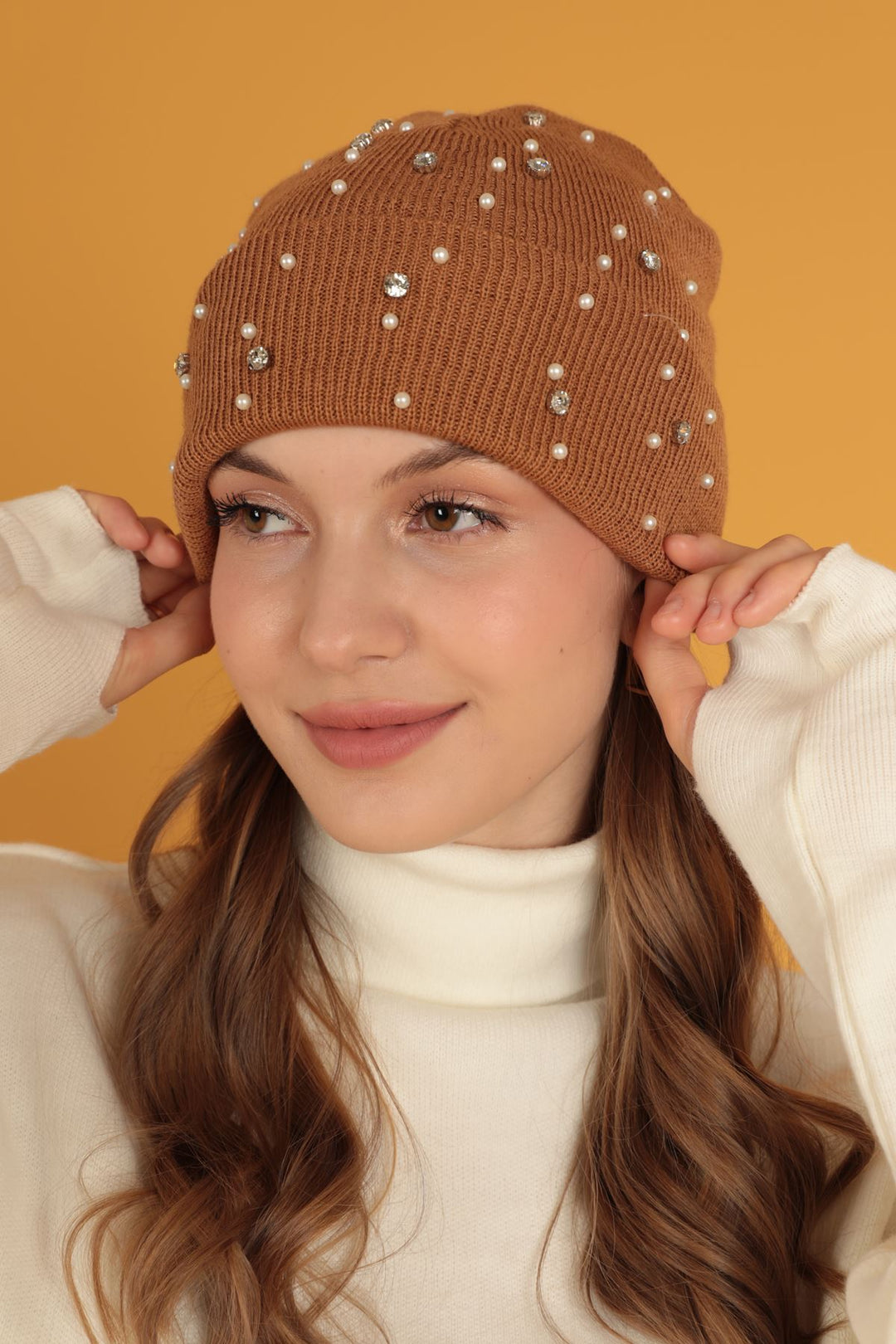 KKT Women's Clay Beret with Pearls - Pola de Siero