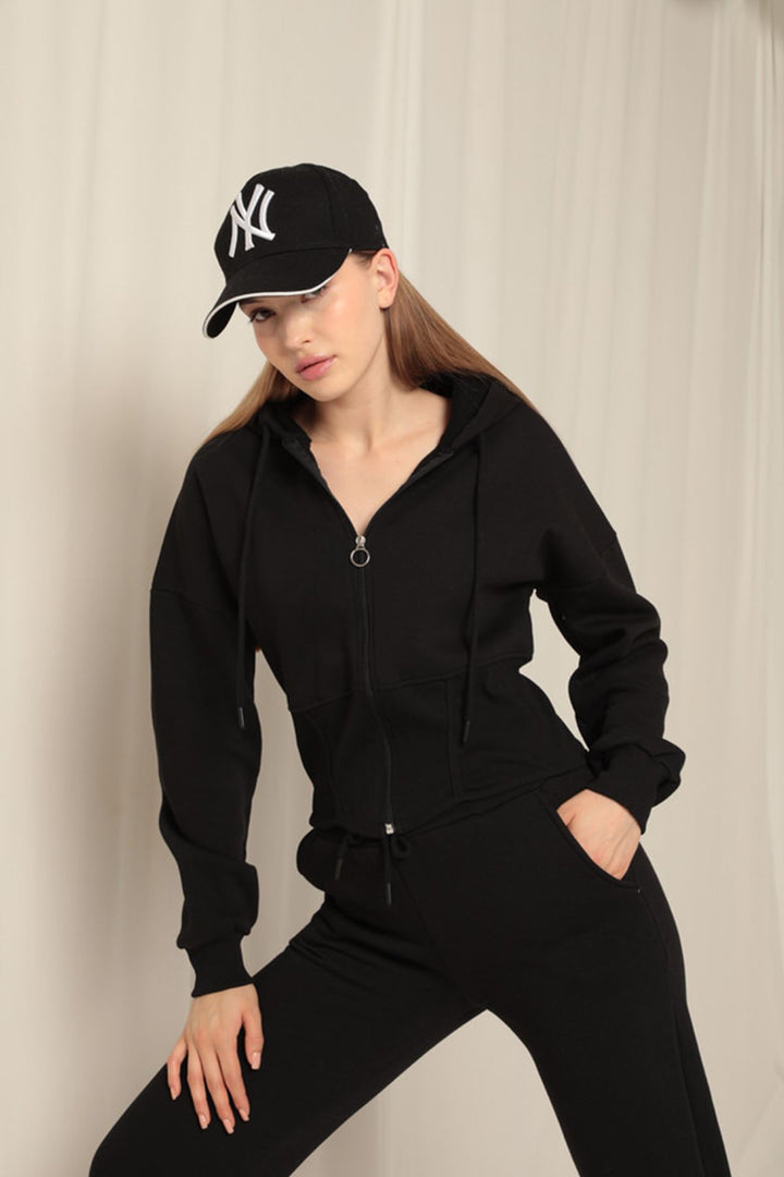 KKT Three Thread Fabric Zippered Women's Black Suit - Sahuayo de Morelos
