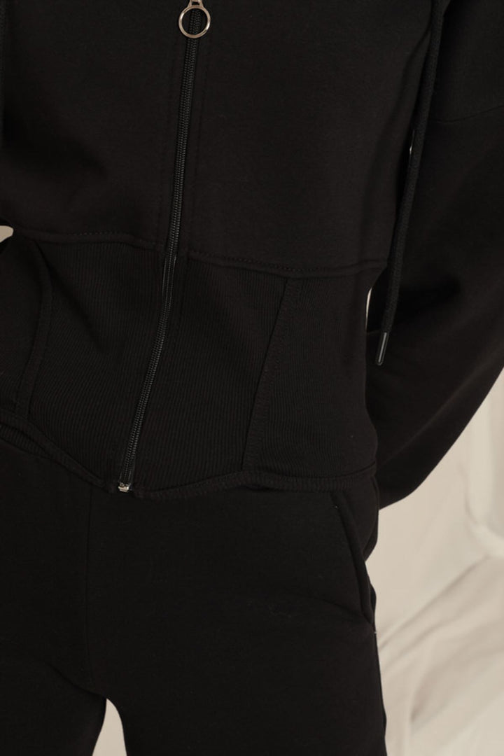 KKT Three Thread Fabric Zippered Women's Black Suit - Sahuayo de Morelos