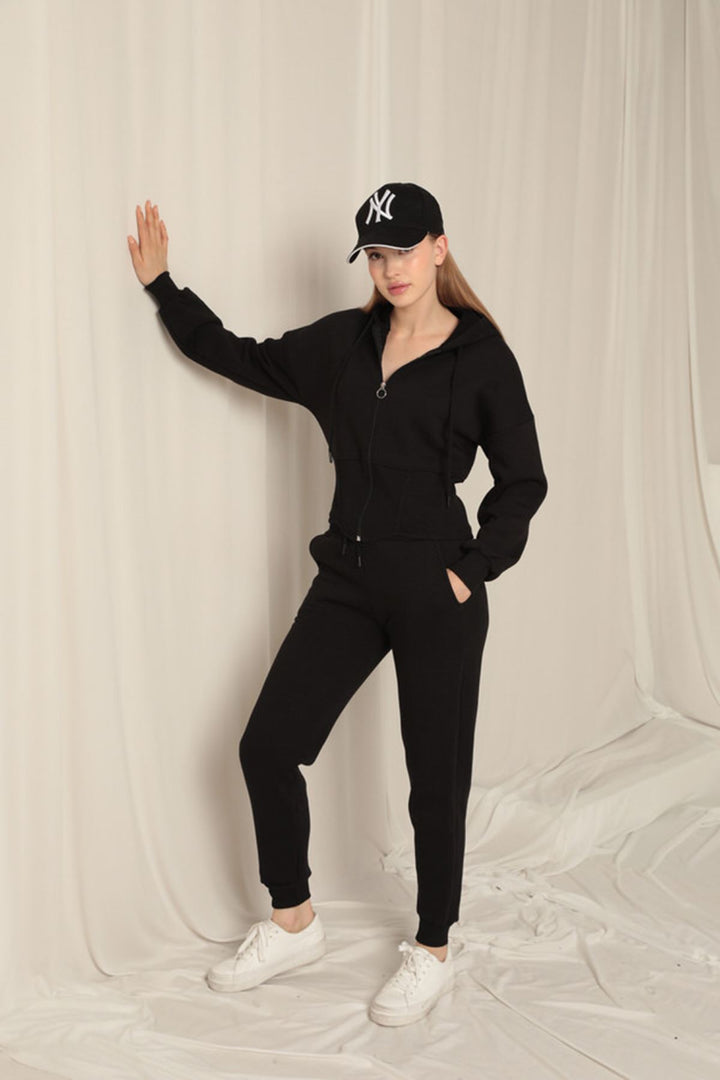 KKT Three Thread Fabric Zippered Women's Black Suit - Sahuayo de Morelos