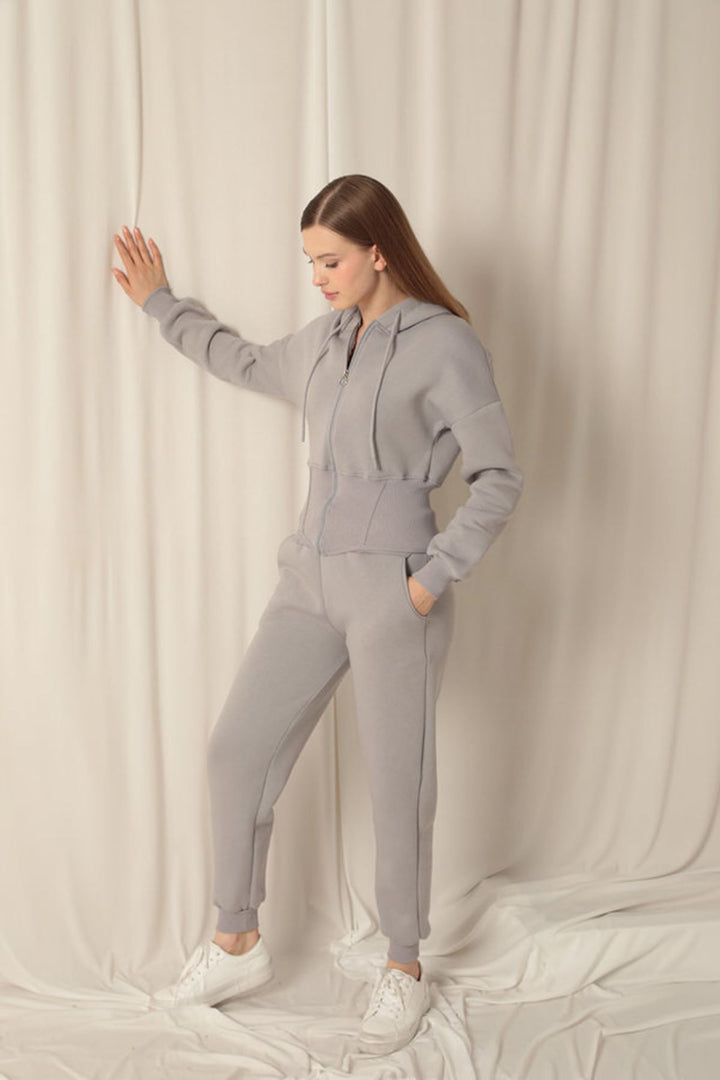 KKT Three Thread Fabric Zippered Women's Dark Gray Suit - Taylor