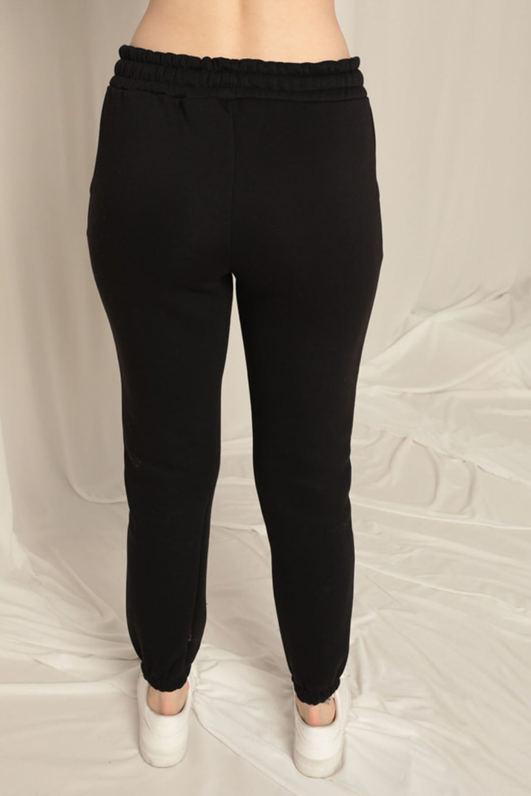 KKT Embroidered Women's Black Tracksuit with Elastic Waistband - Suhl