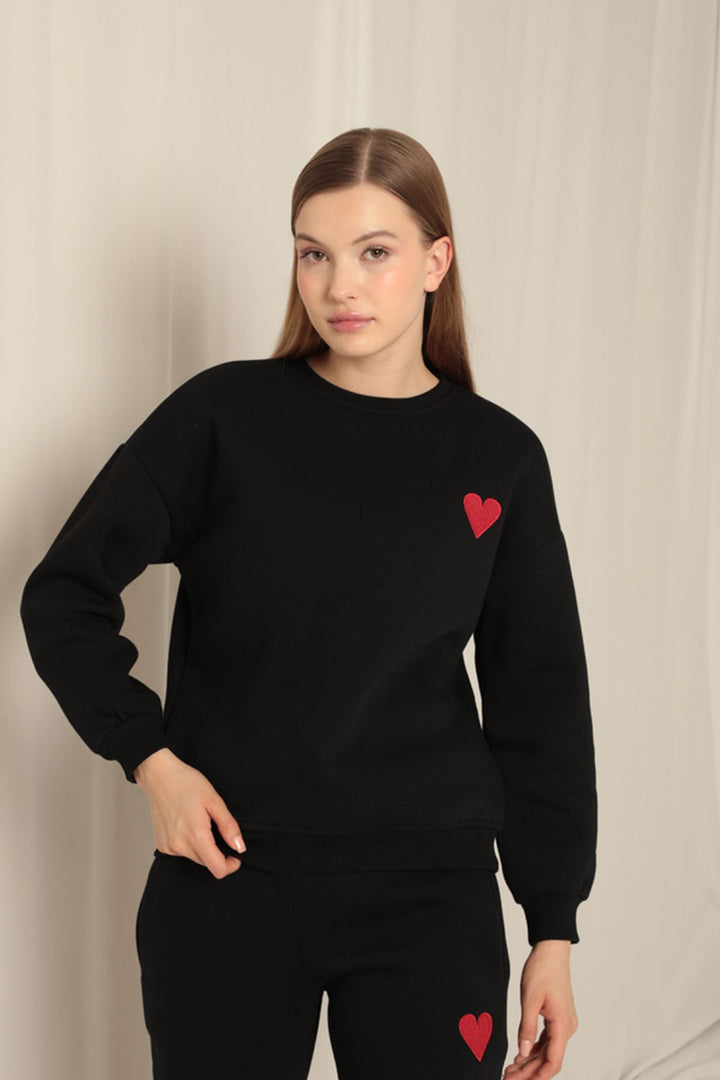 KKT Three Thread Fabric Heart Embroidery Women's Black Suit - Peine