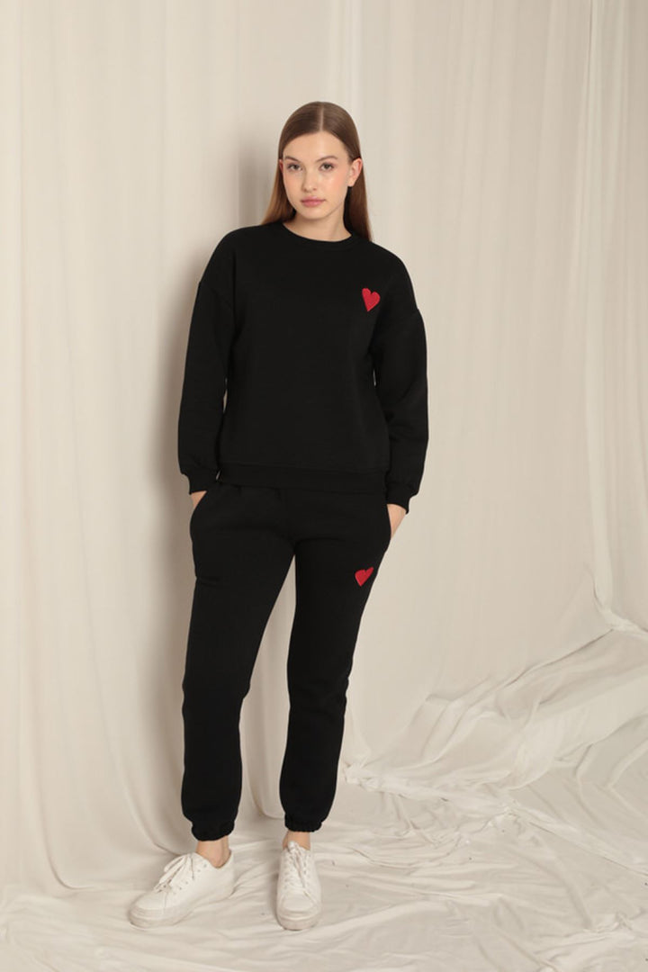 KKT Three Thread Fabric Heart Embroidery Women's Black Suit - Peine