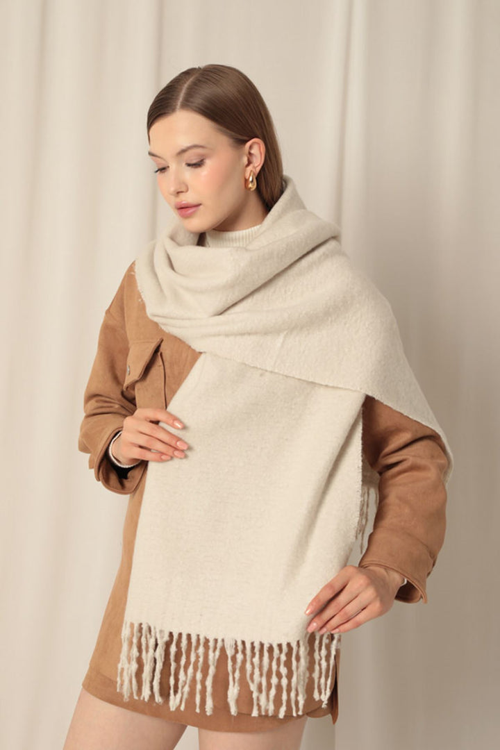 KKT Women's Thick Plain Boucle Beige Shawl - Rüsselsheim