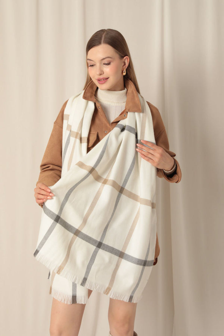 KKT Thick Striped Women's Ecru Shawl - Dale City
