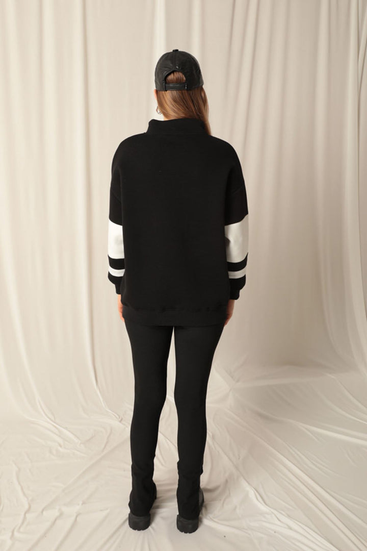 KKT Zippered Women's Black Sweater - Old Bridge