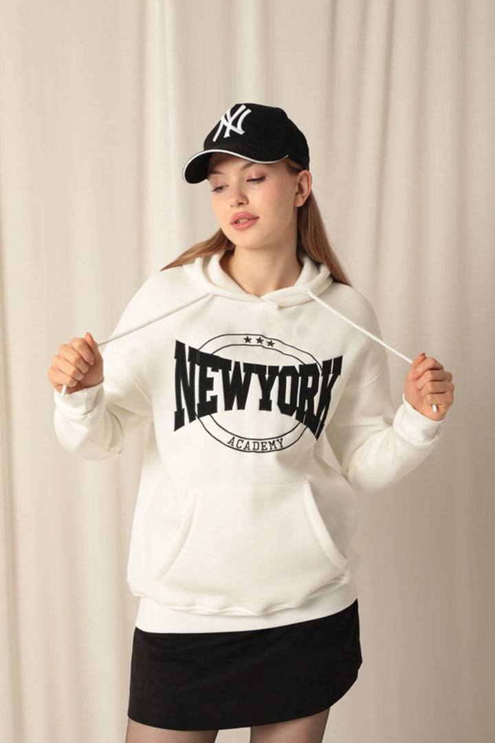 KKT Three Thread New York Embroidery Women's Ecru Sweat - Lombard