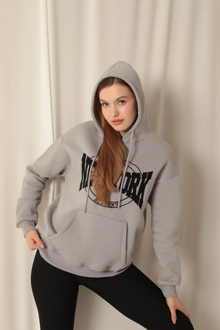 KKT New York Embroidered Women's Dark Gray Sweater - Umán