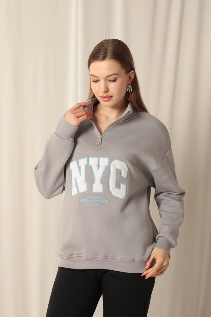 KKT Nyc Embroidered Women's Dark Gray Sweater - Wausau
