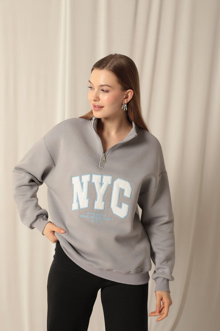 KKT Nyc Embroidered Women's Dark Gray Sweater - Wausau