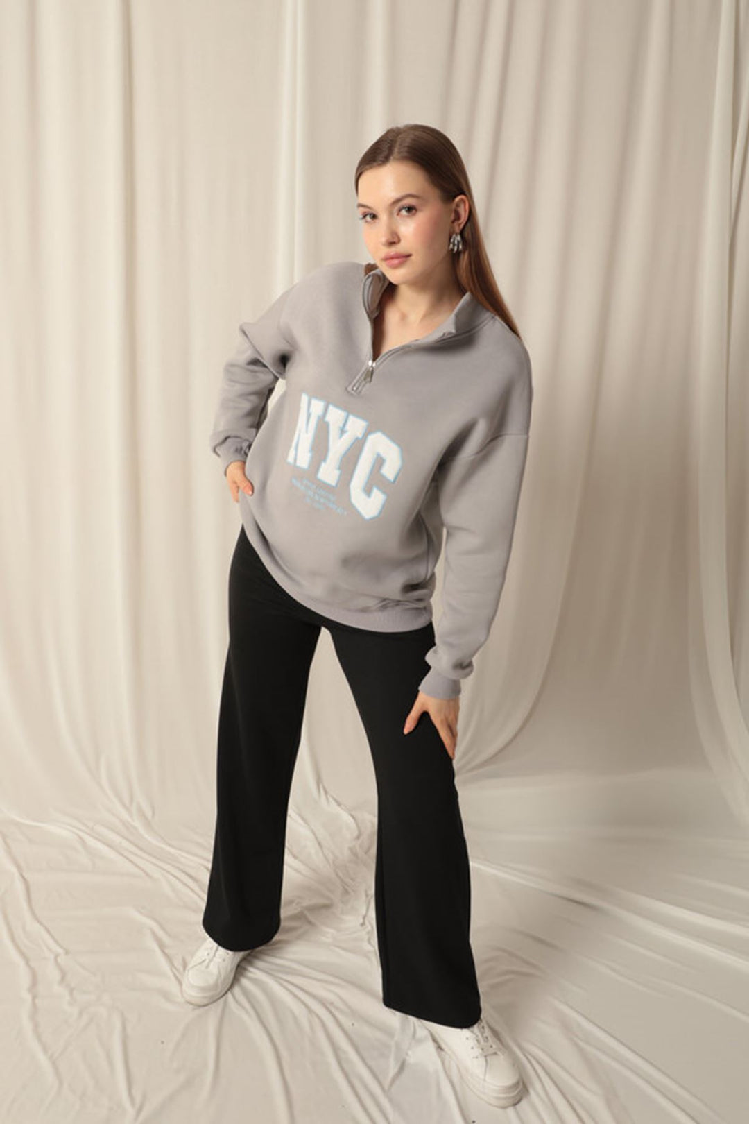 KKT Nyc Embroidered Women's Dark Gray Sweater - Wausau