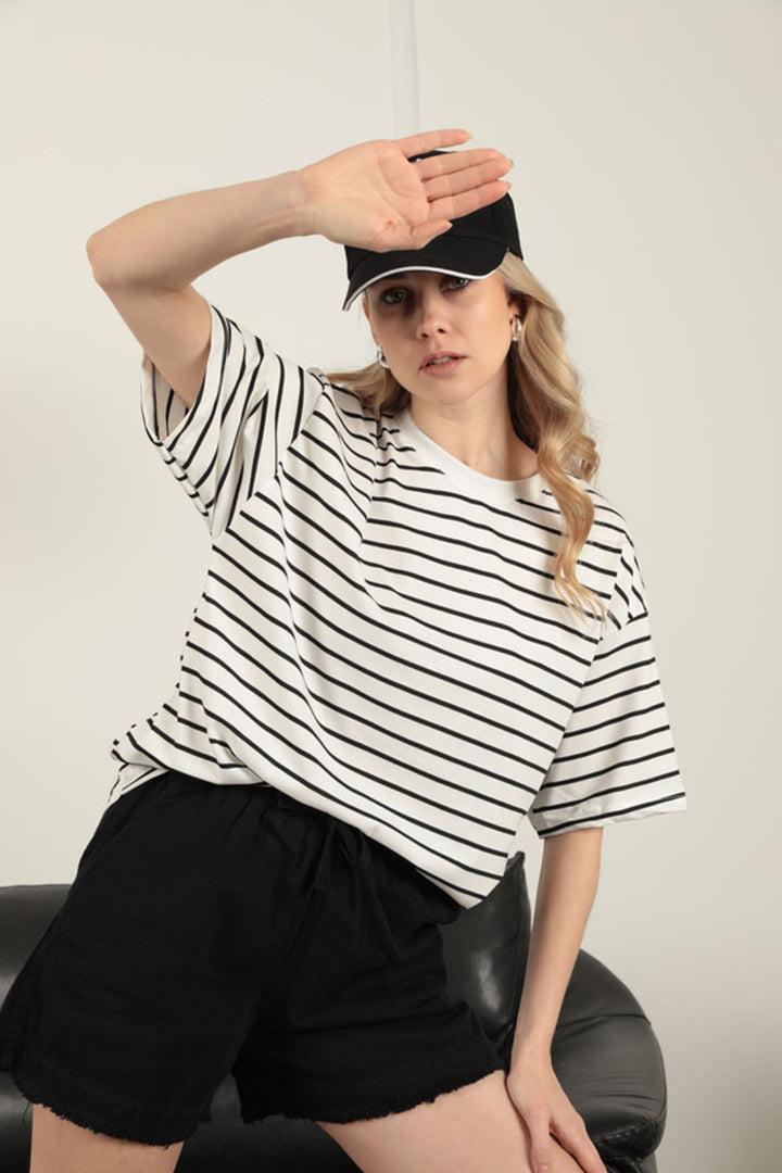 KKT Striped Crew Neck T-Shirt-Black - Puebla