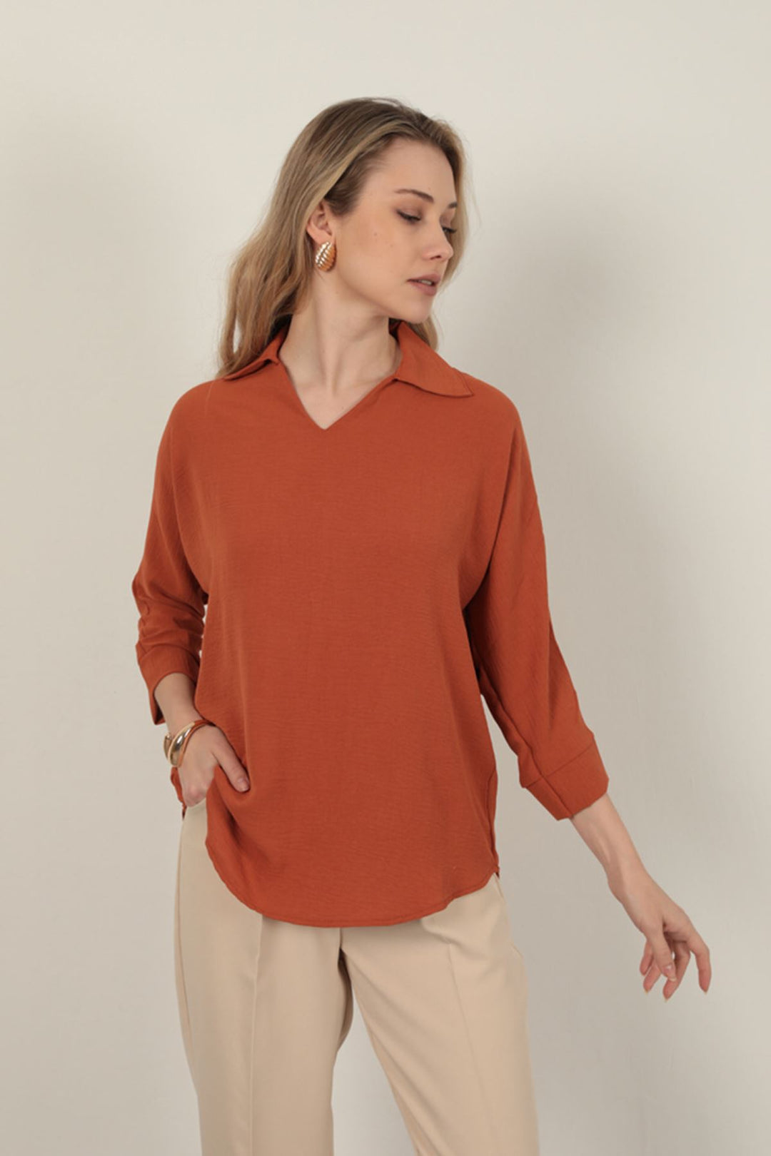 KKT V-Neck Women's Shirt-Terra - Tula de Allende