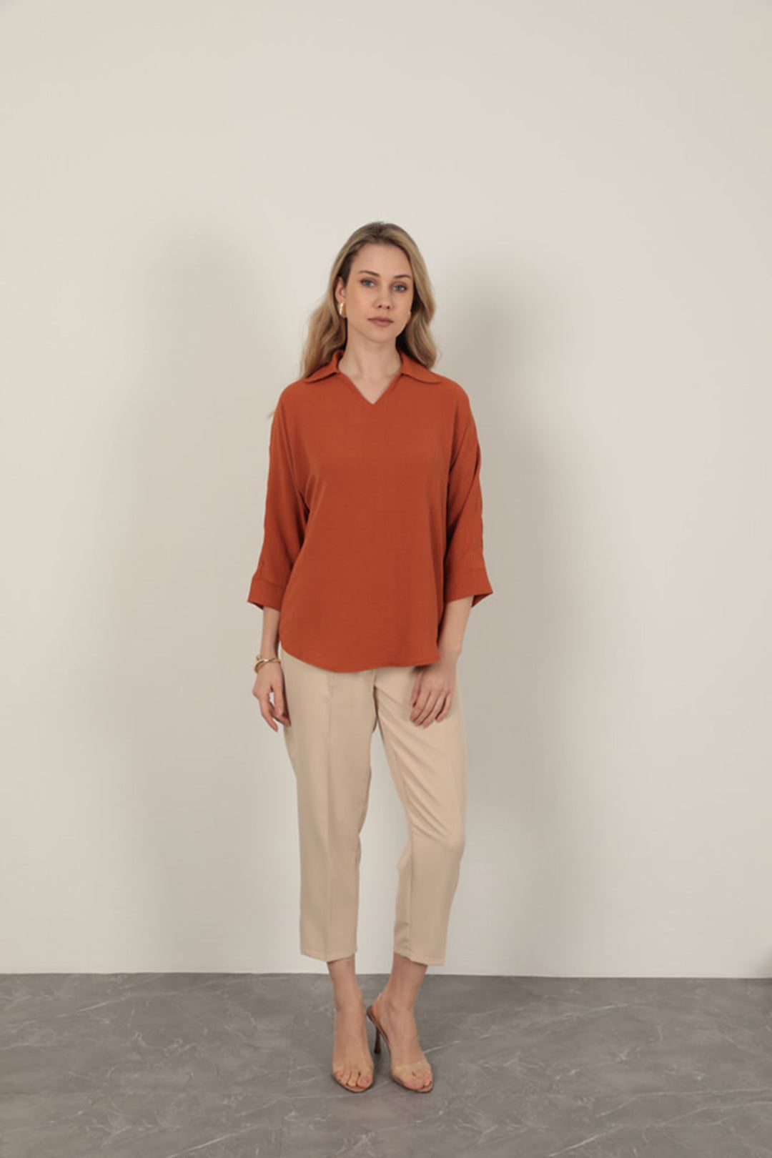 KKT V-Neck Women's Shirt-Terra - Tula de Allende