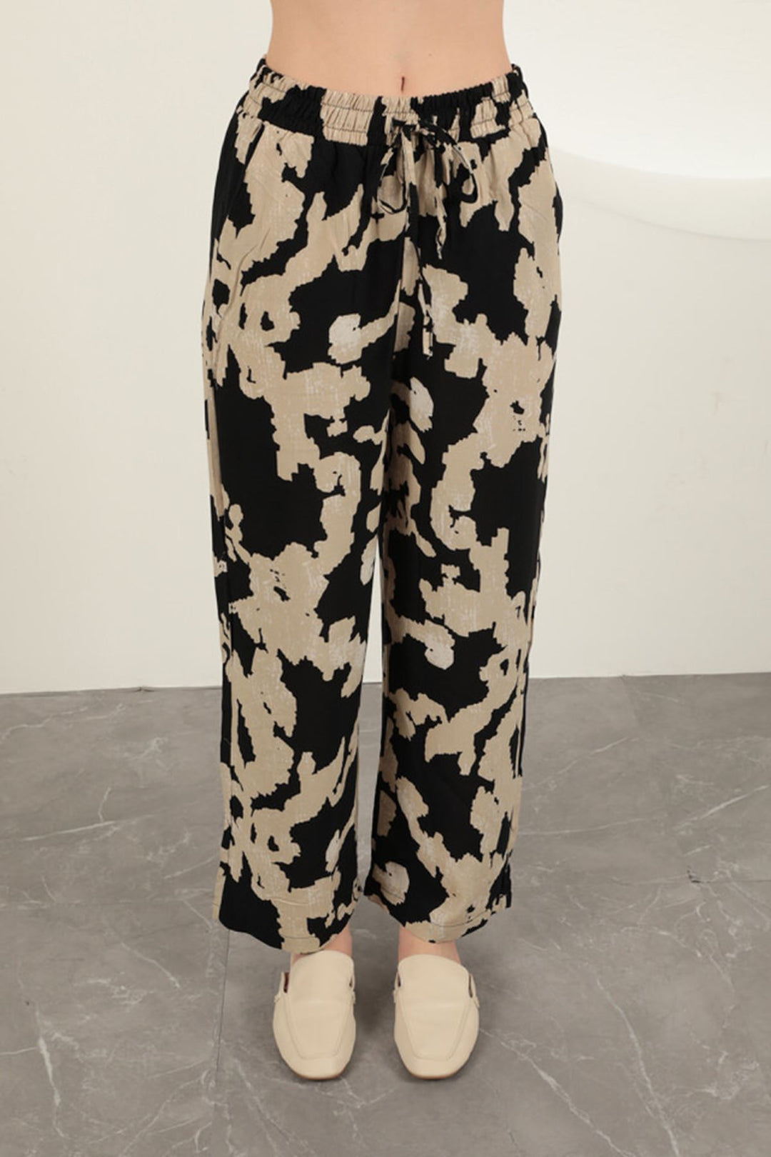 KKT Patterned Trousers-Black - Upper Darby