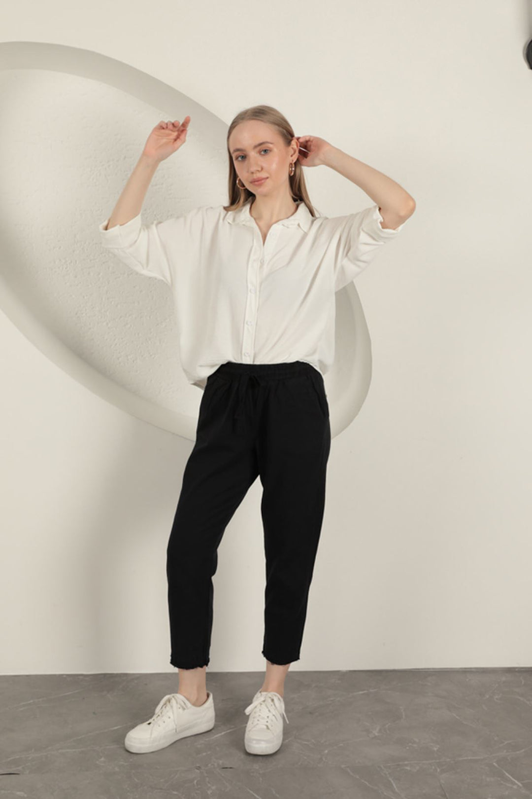 KKT Tasseled Women's Trousers-Black - Aversa