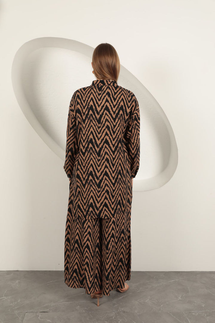 KKT Viscose Fabric Striped Women's Suit-Camel - Côte-Saint-Luc