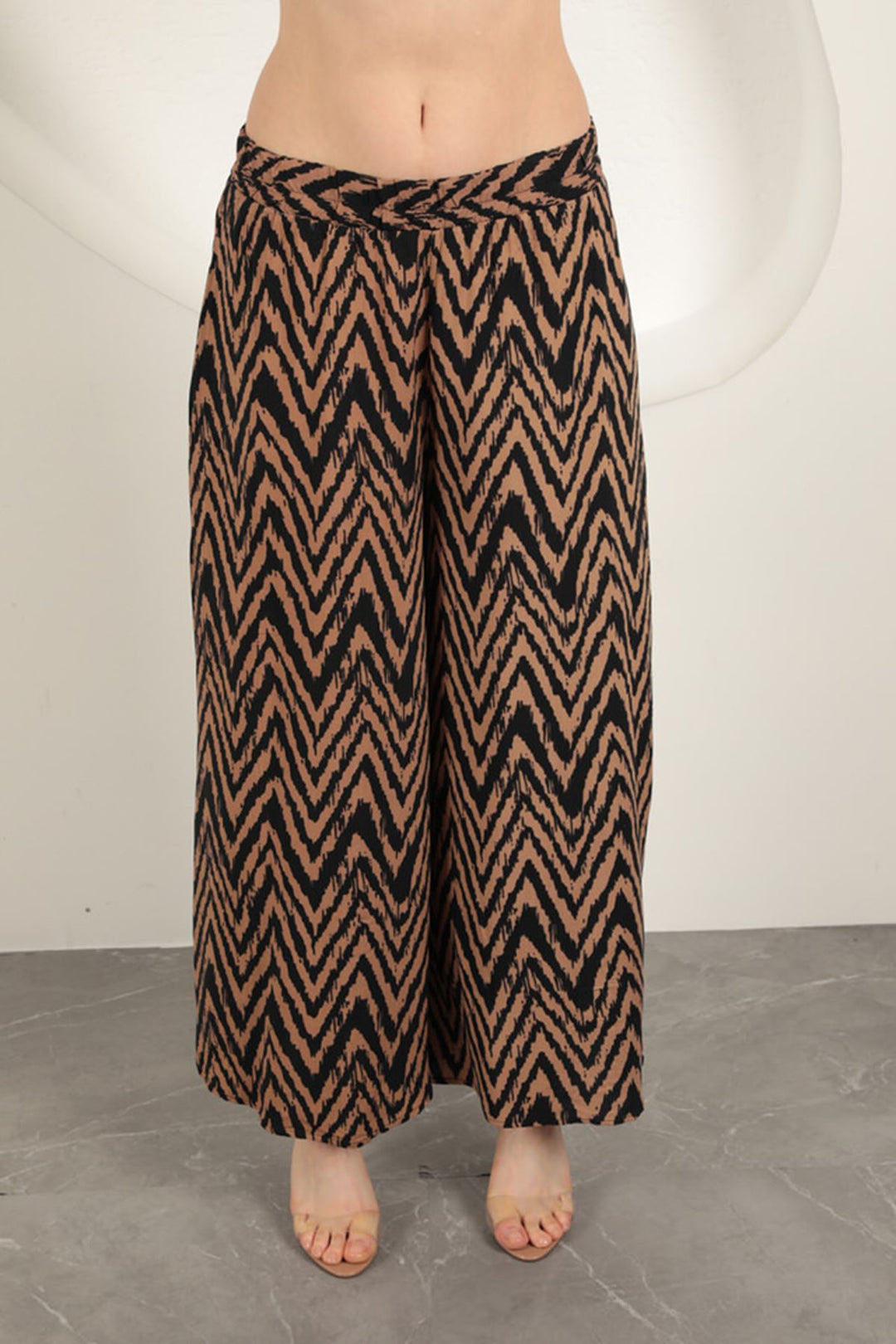 KKT Viscose Fabric Striped Women's Suit-Camel - Côte-Saint-Luc