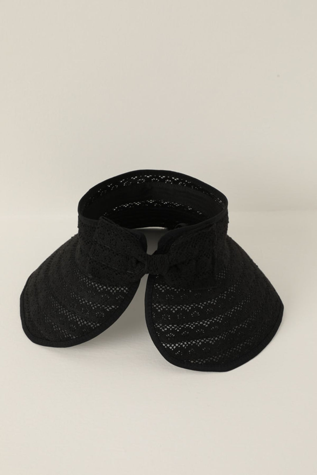 KKT Straw Lace Detailed Visor Hat-Black - Châtillon