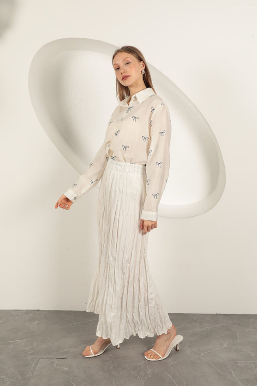 KKT Modal Fabric Bow Patterned Suit-Ecru - Neubrandenburg