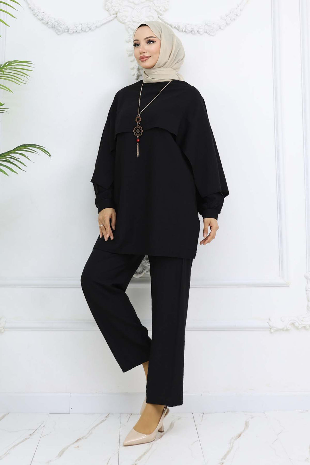 BNG Women Yaka Detaylı Kolyeli Tesettür Takım Siyah 4808 - Olbia