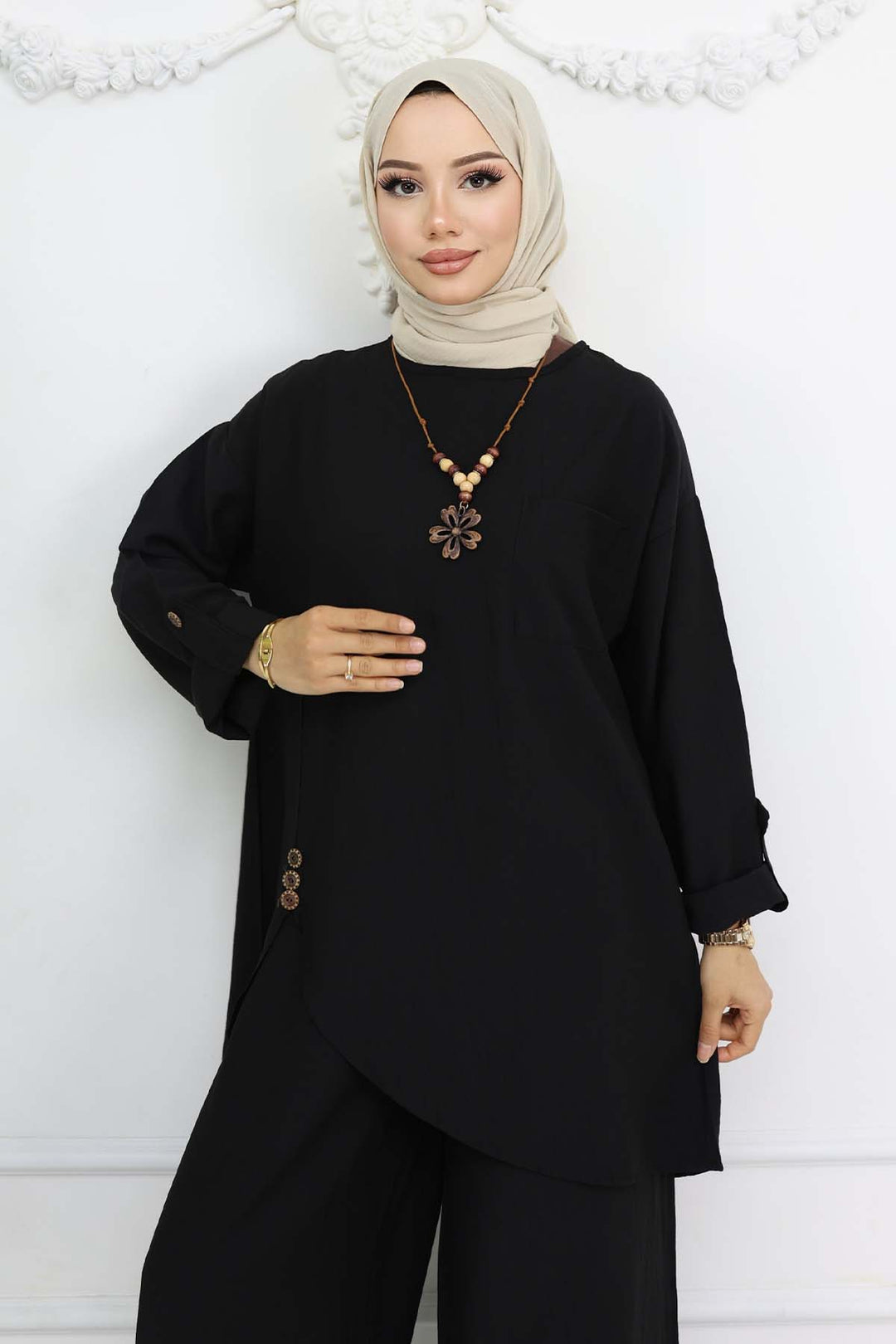 BNG Women Düğme Detaylı Kolyeli İkili Takım Siyah 4782 - Saint-Herblain