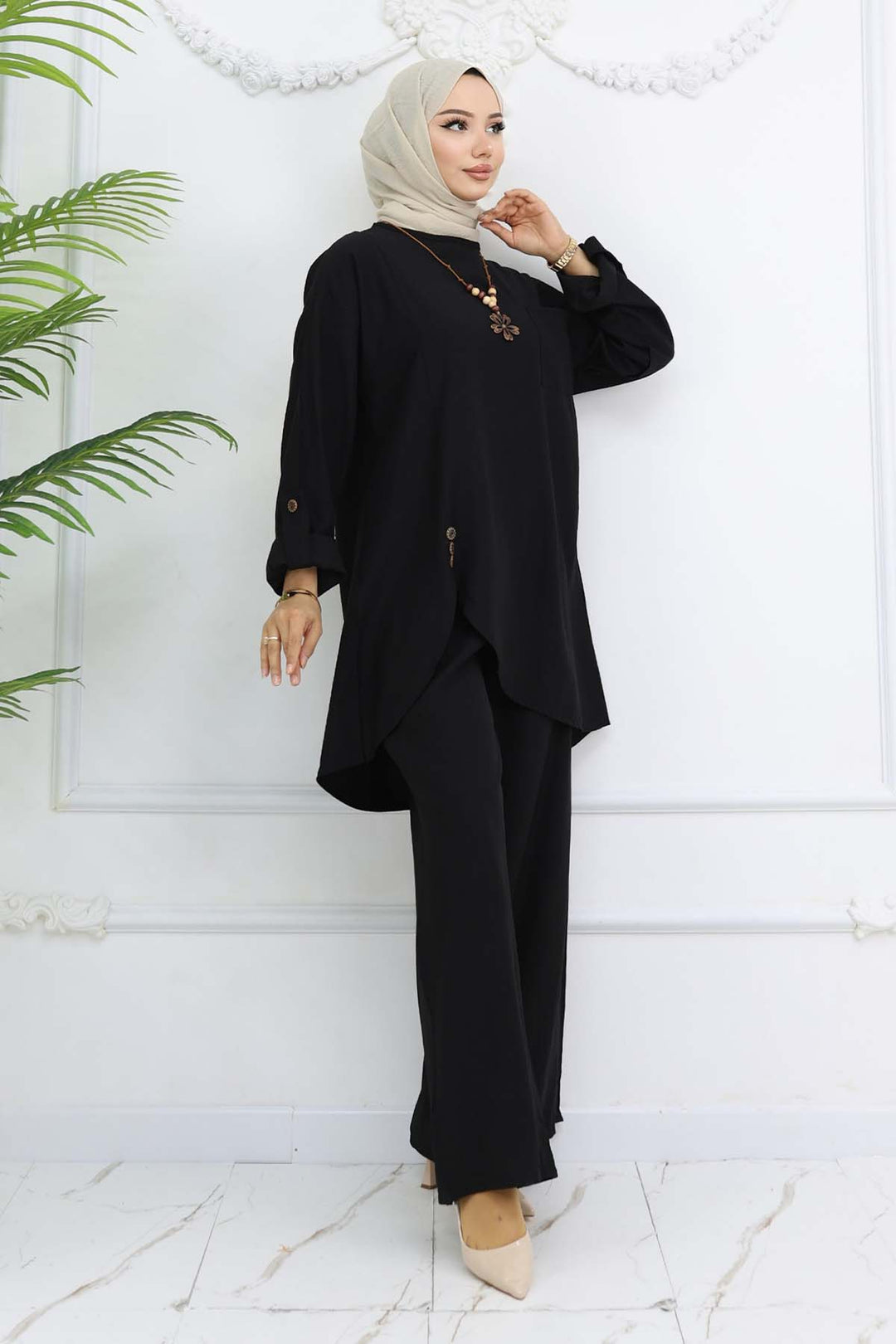 BNG Women Düğme Detaylı Kolyeli İkili Takım Siyah 4782 - Saint-Herblain