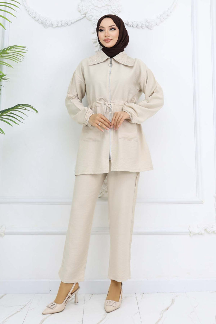 BNG Women Yakası Taş Detaylı Tesettür Takım Taş Rengi 4727 - Sainte-Geneviève-des-Bois