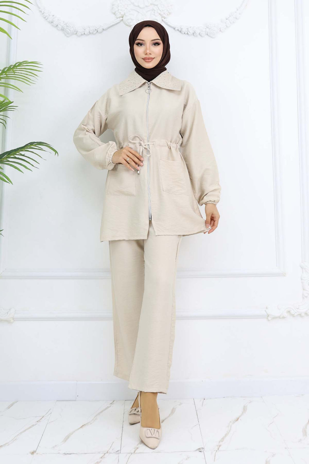 BNG Women Yakası Taş Detaylı Tesettür Takım Taş Rengi 4727 - Sainte-Geneviève-des-Bois