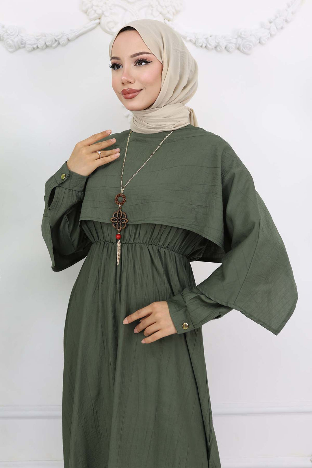 BNG Women Yaka Detaylı Kolyeli Elbise Haki 4809 - Haverstraw