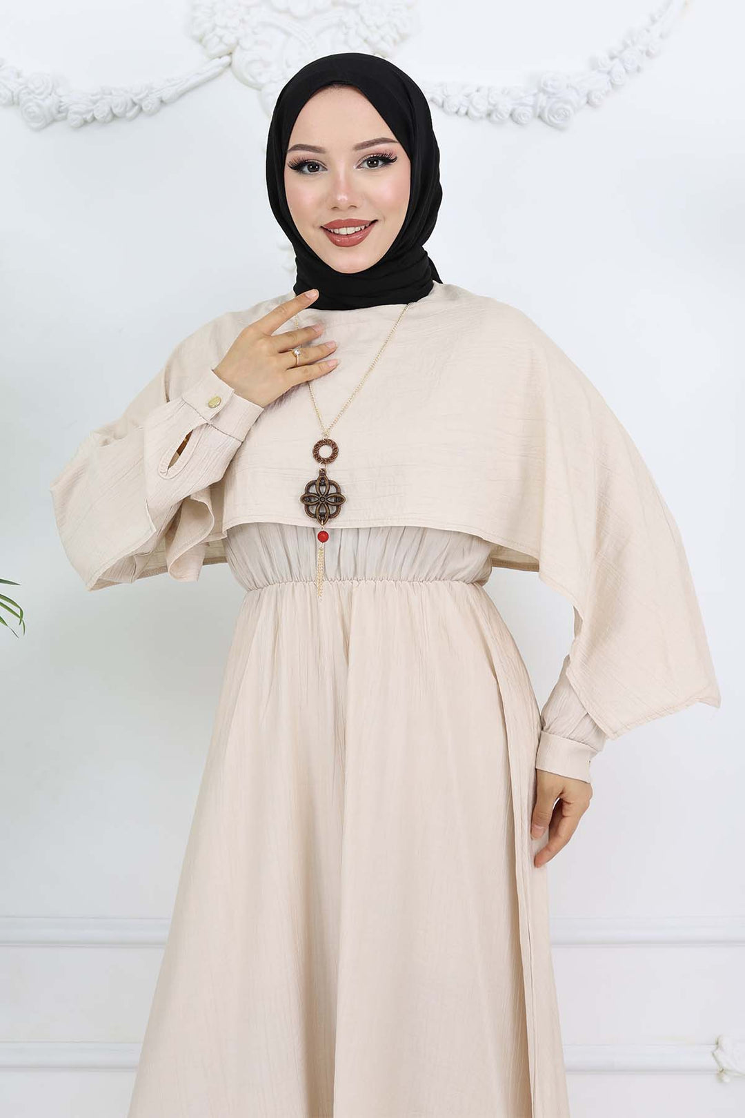 BNG Women Yaka Detaylı Kolyeli Elbise Taş Rengi 4809 - Erie