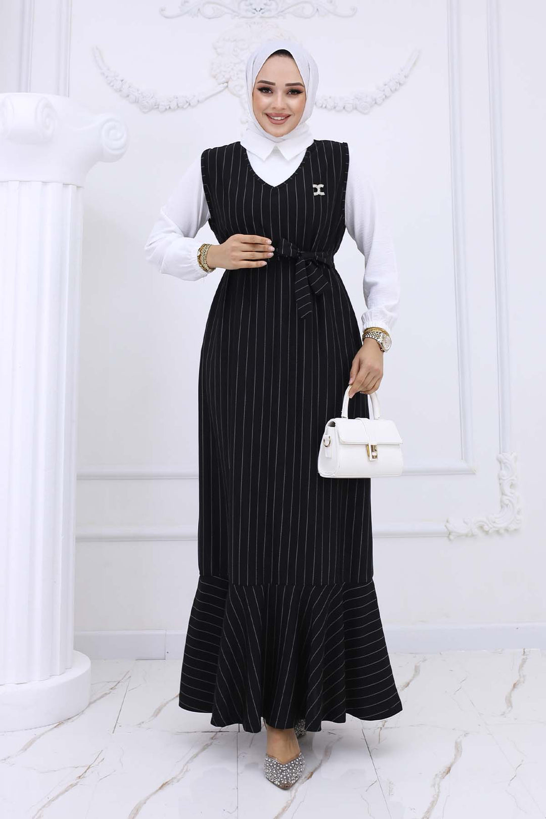 BNG Women Line Detailed Brooch Dress Black 4002 - Venray