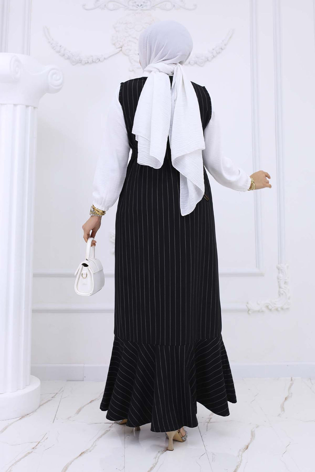 BNG Women Line Detailed Brooch Dress Black 4002 - Venray