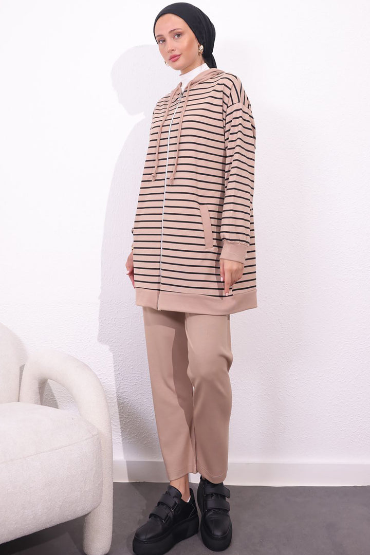 BNG Women Striped Two-Piece Set Beige - Tala