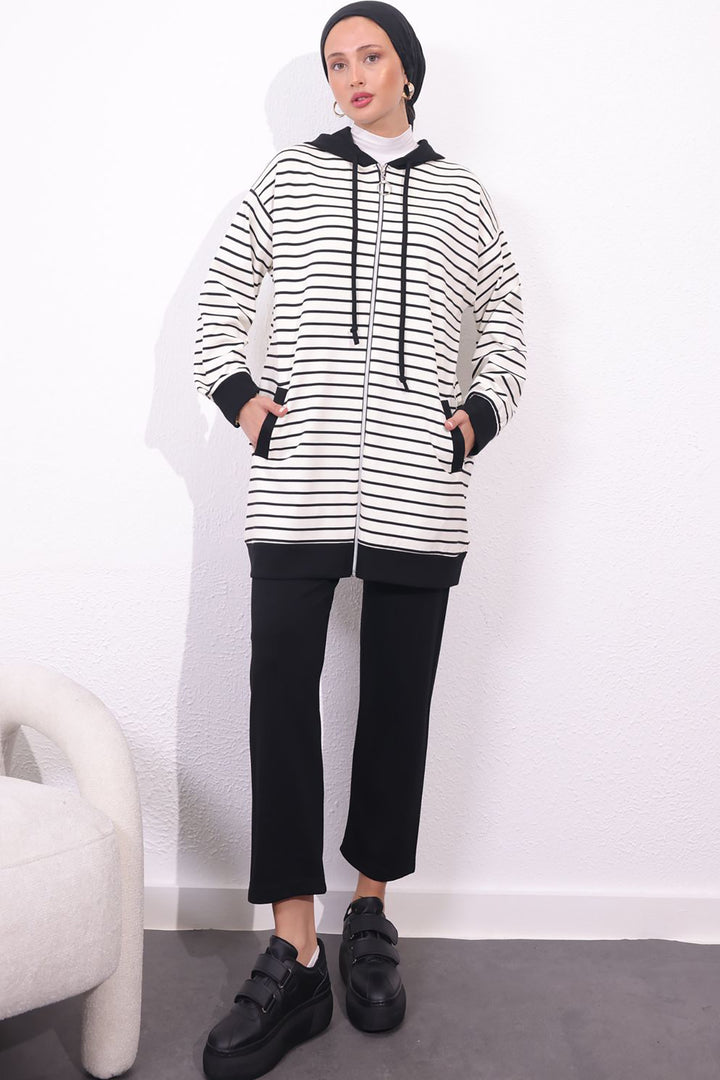 BNG Women Striped Duo Set Ecru - Sutton in Ashfield