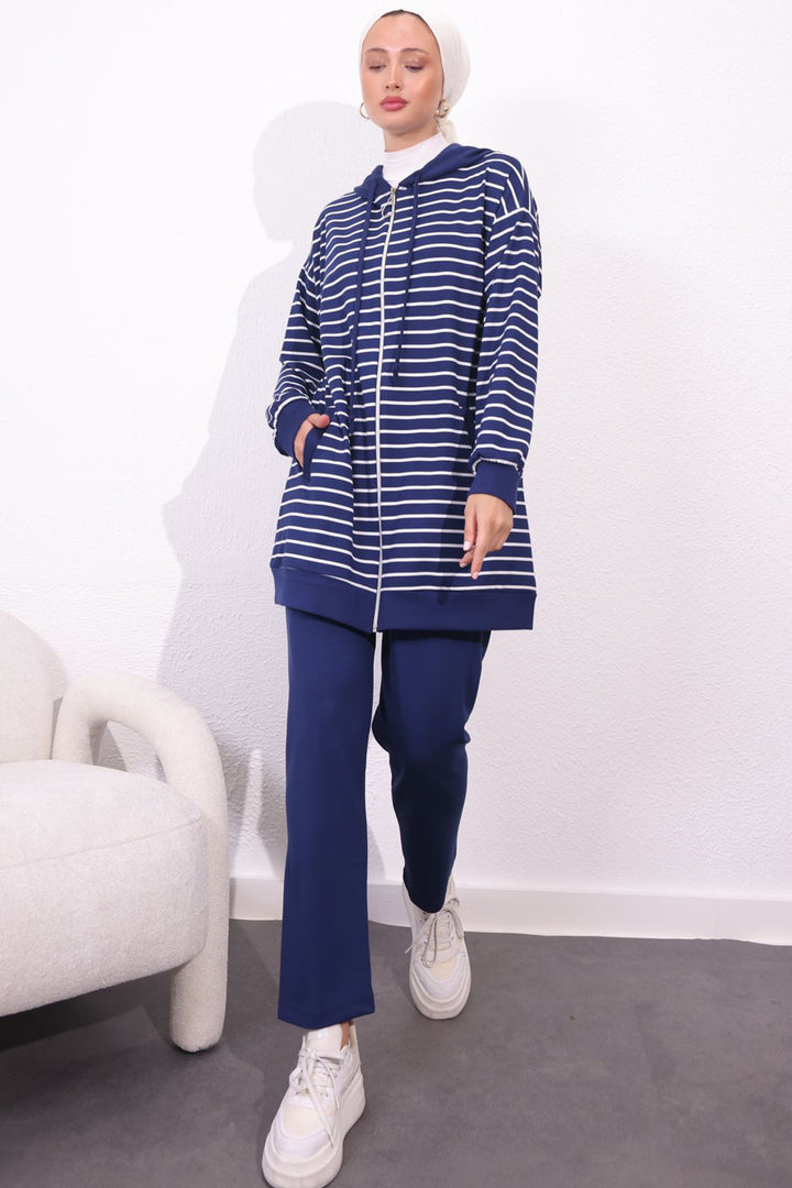 BNG Women Striped Duo Set Navy - Huntington Beach