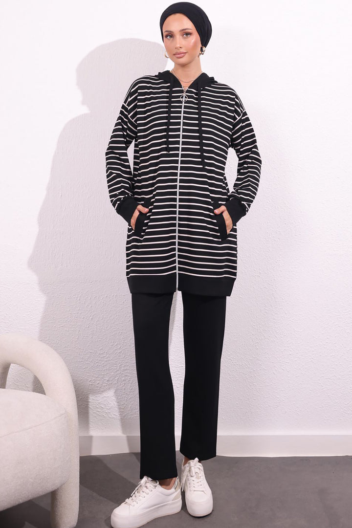 BNG Women Striped Two-Piece Suit Black - Nizhyn